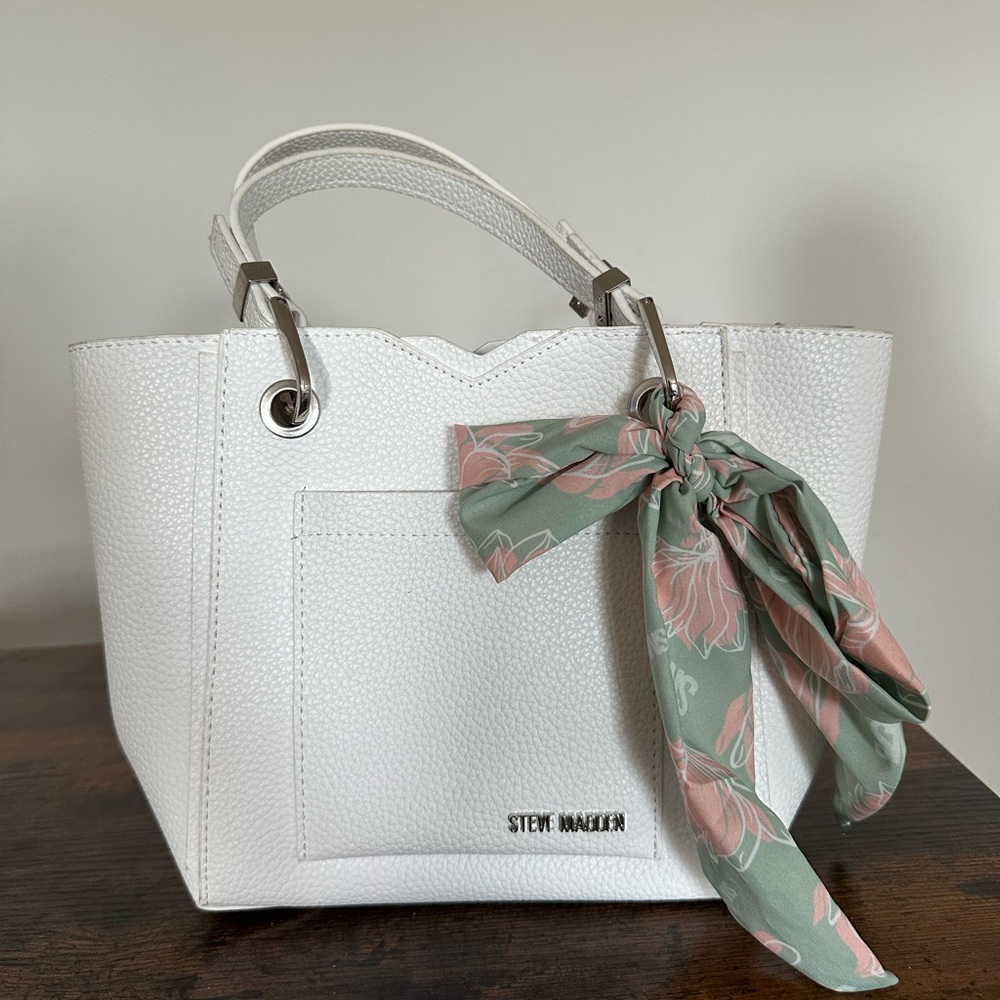 Steve Madden White Purse with Scarf